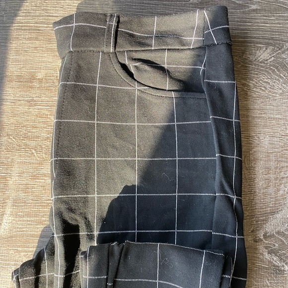 Forever 21 Plaid pants - Picture 1 of 5